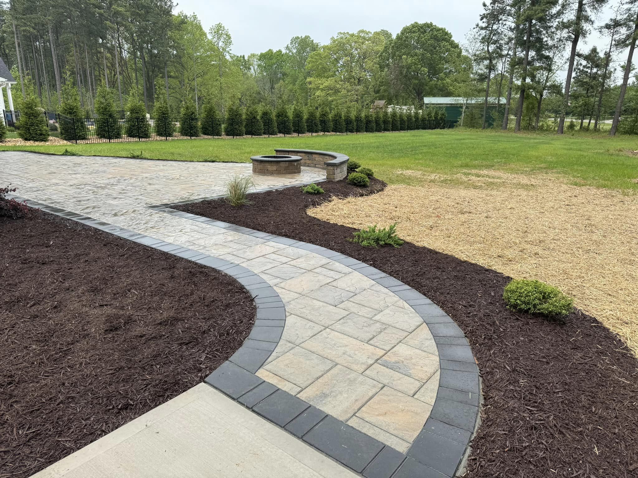 Mulch Installation in Westhartford project 8